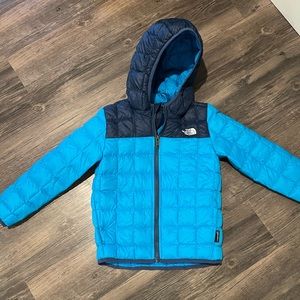 NWOT- Little Boys North Face Thermoball Eco Coat.